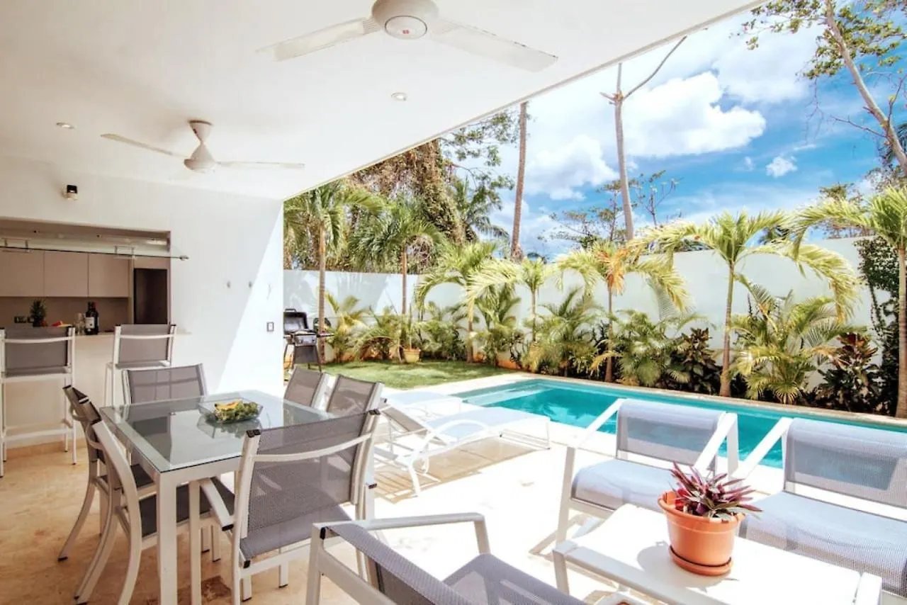 3 Bedroom Pool Villa 50M To The Beach Las Terrenas